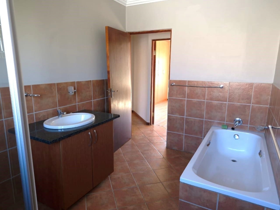 3 Bedroom Property for Sale in Melodie North West
